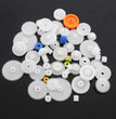 Kit de 60 pièces d'engrenages en plastique blanc pour robots et projets DIY avec Arduino